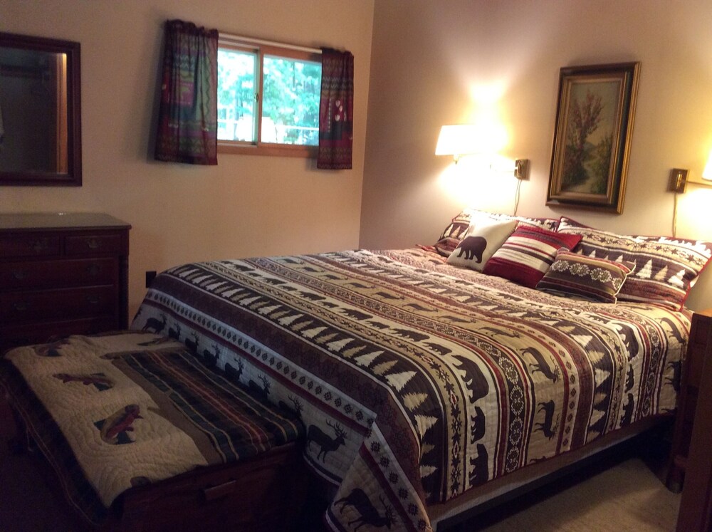 Lake Front Cottage On Beautiful Big Portage Lake With Private Beach And Dock. Land O' Lakes Vrbo