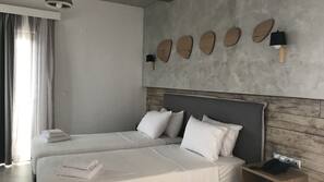 1 bedroom, in-room safe, individually decorated, individually furnished