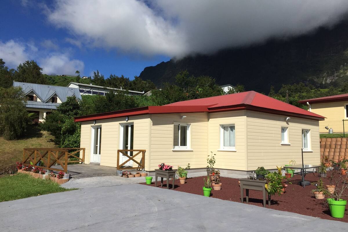 O Coeur De L Ile Canton De Salazie Reu Expedia Fr