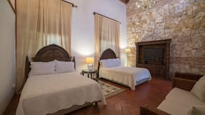 6 bedrooms, in-room safe, individually decorated, desk