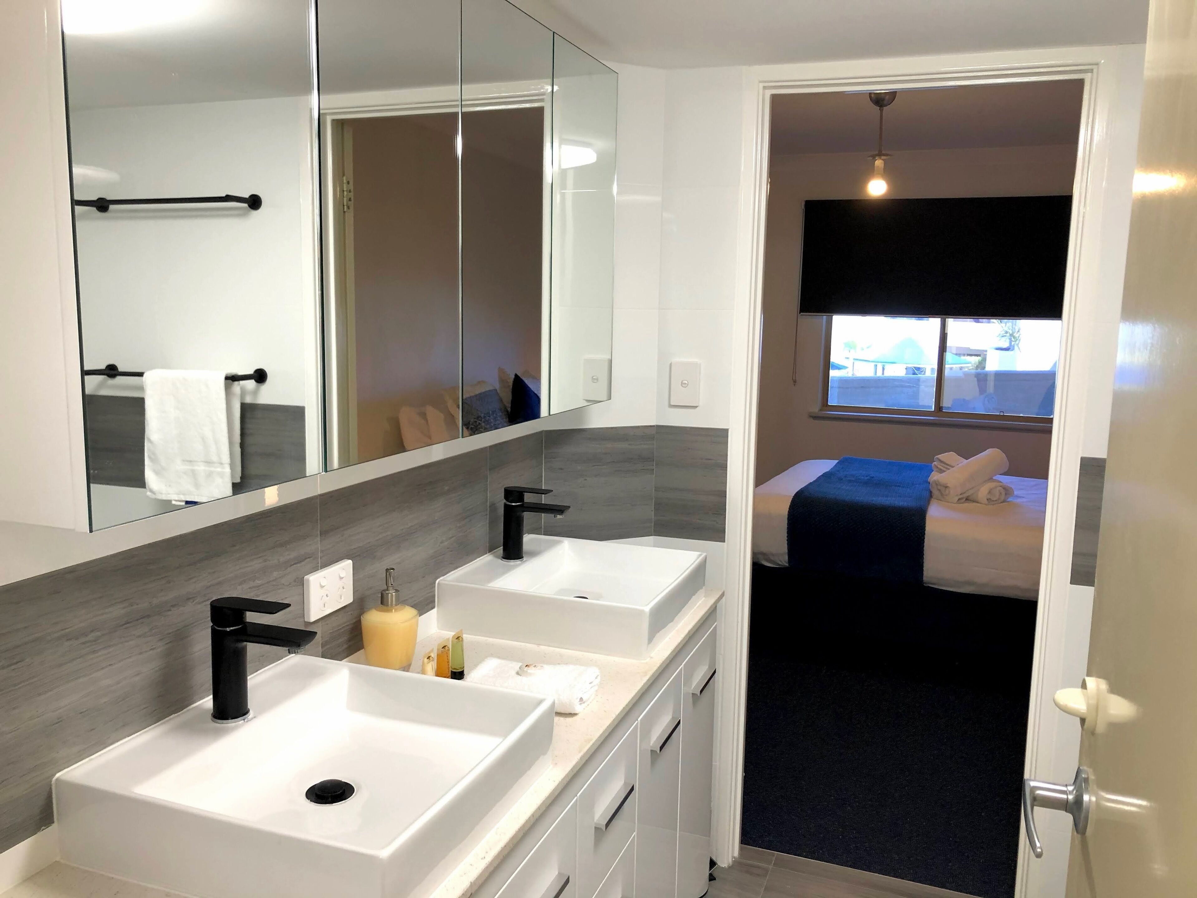 Sandcastles at the Beach - Outstanding Location