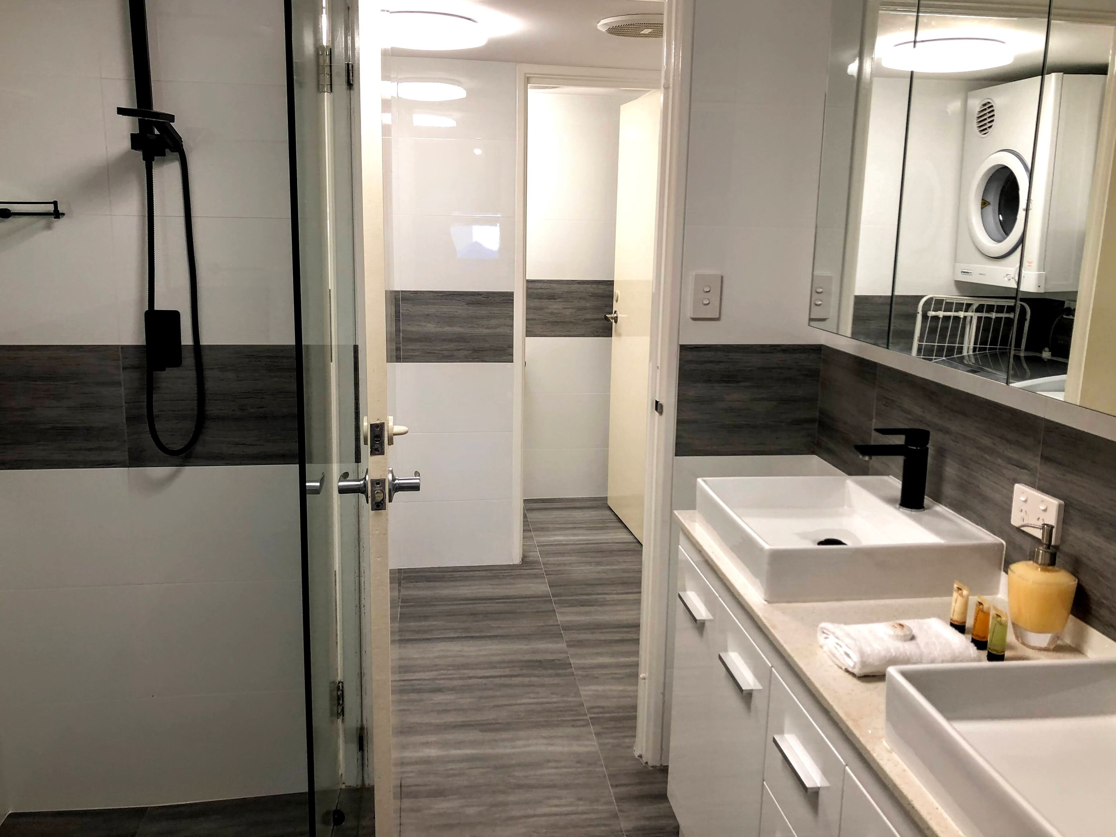 Sandcastles at the Beach - Outstanding Location