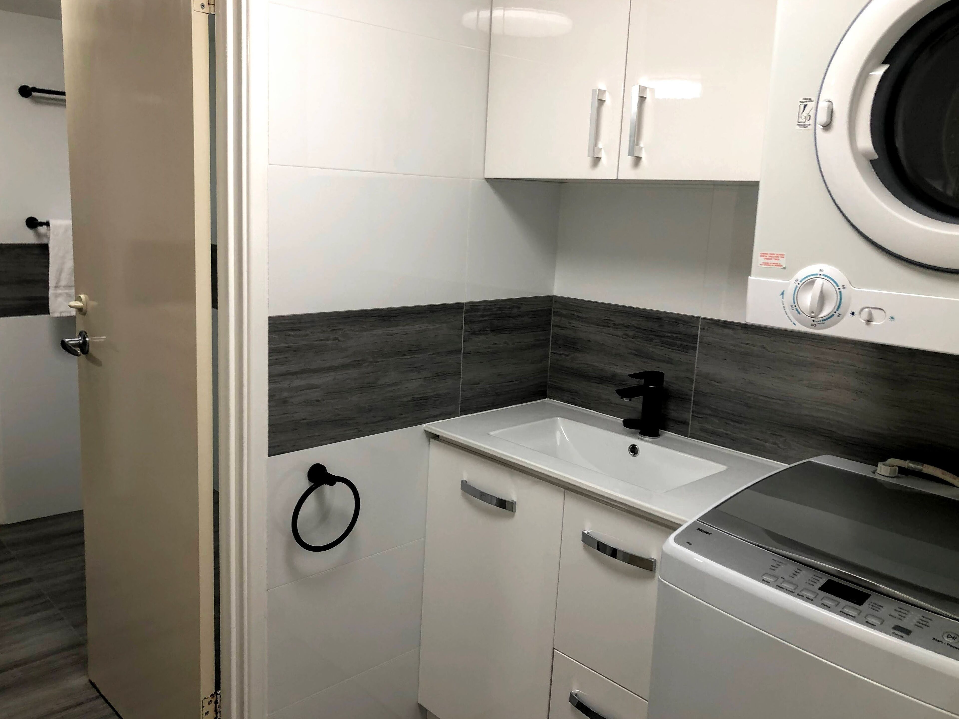 Sandcastles at the Beach - Outstanding Location