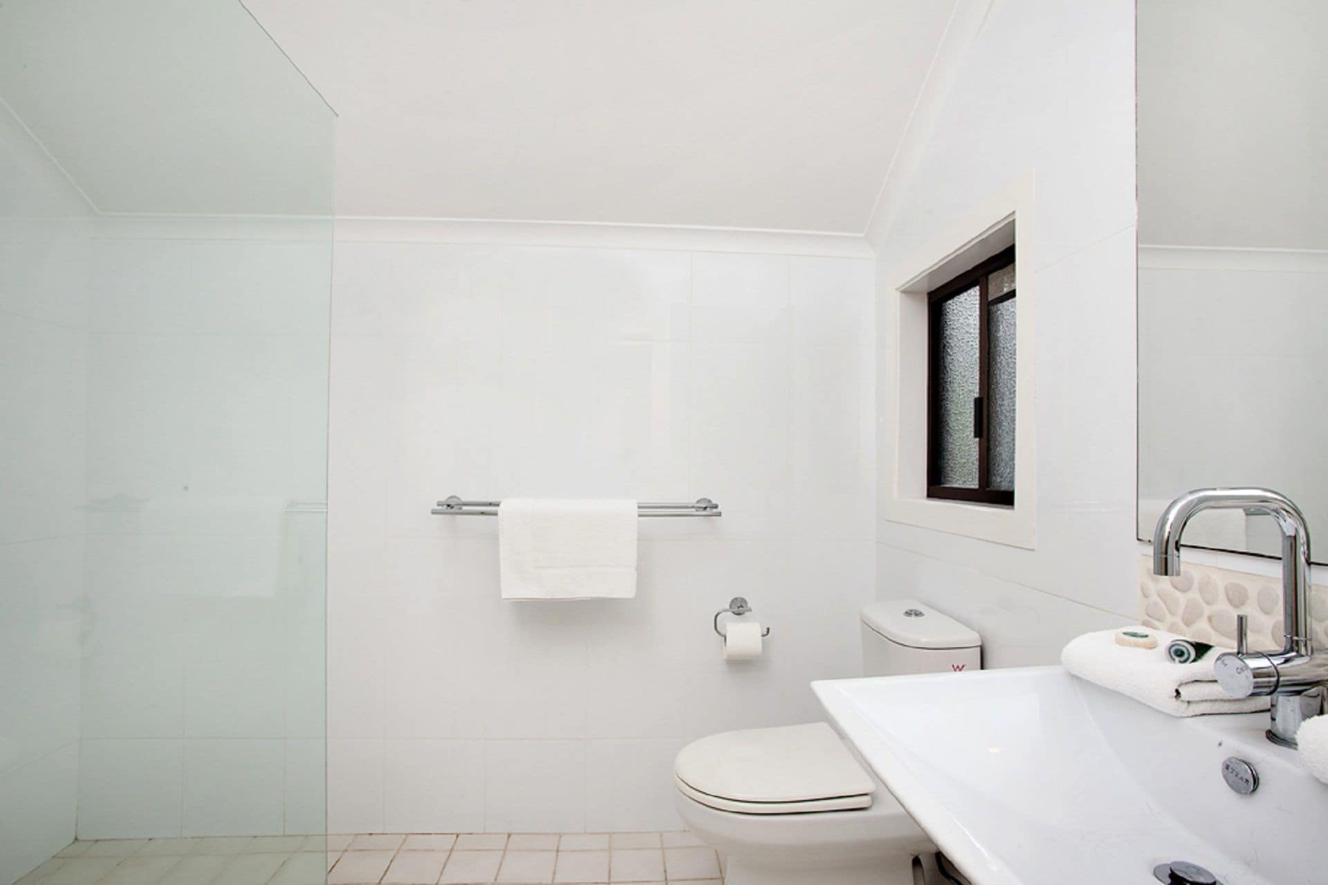 1/63 Shirley Street, Byron Bay - Mango Tree