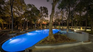 Indoor pool, outdoor pool