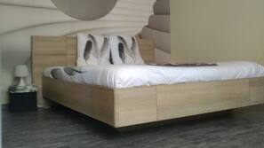 1 chambre, fer et planche à repasser, accès Internet, draps fournis