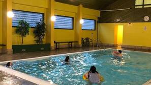 Piscine couverte, piscine extérieure