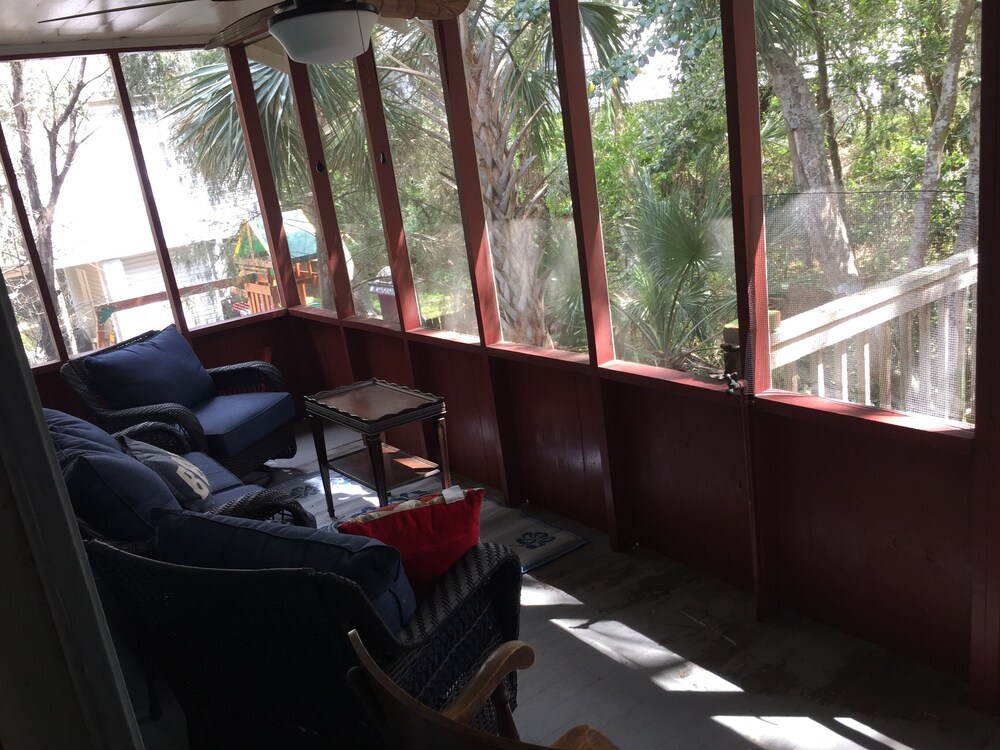 Charming Beach Bungalow