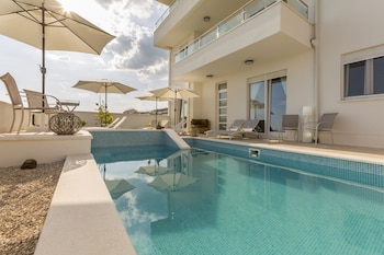 Get Horizonte suites myrtle beach For iPhone Free