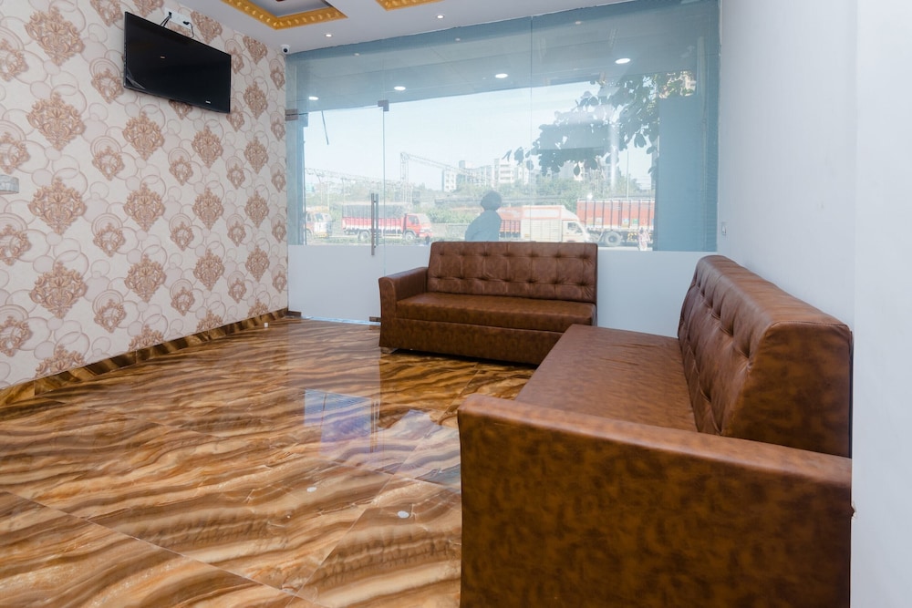 Foto - FabExpress Embassy Suites - Nr BKC