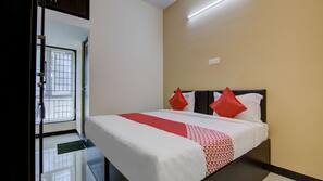 Premium bedding, free WiFi