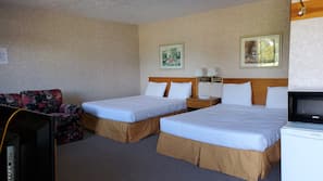 Free WiFi, linens, wheelchair access