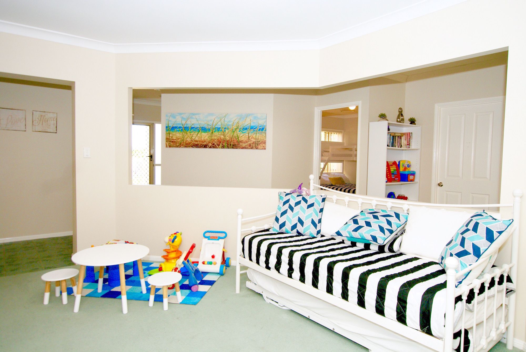 Anaheim Entertainer Deluxe