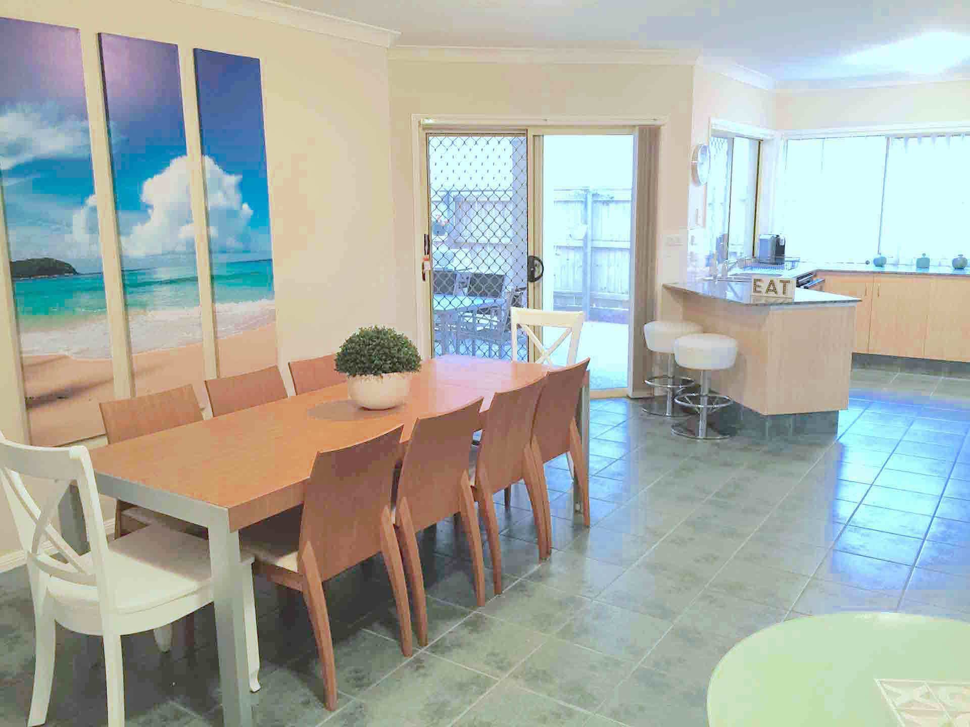 Anaheim Entertainer Deluxe