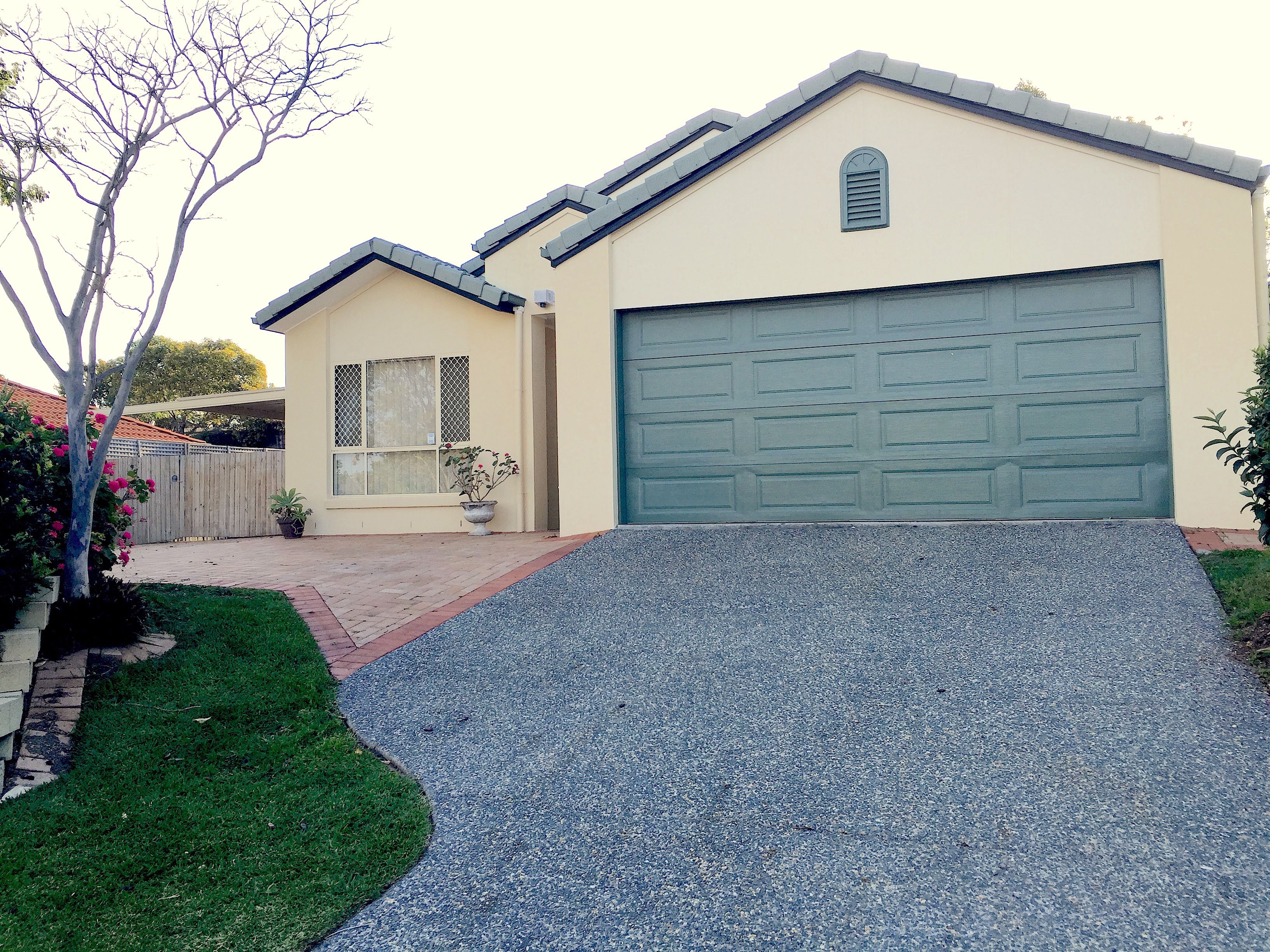 Anaheim Entertainer Deluxe