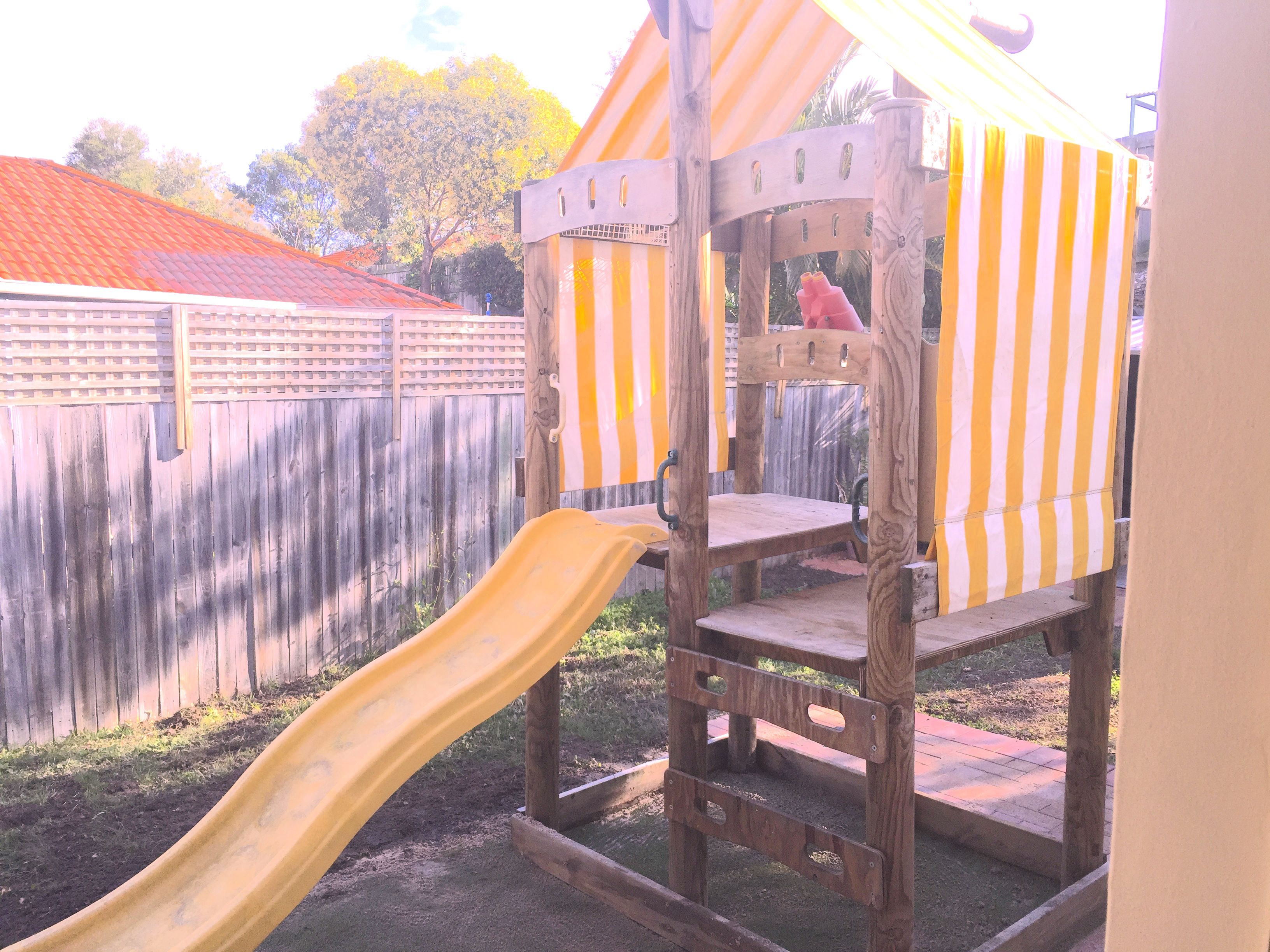 Anaheim Entertainer Deluxe