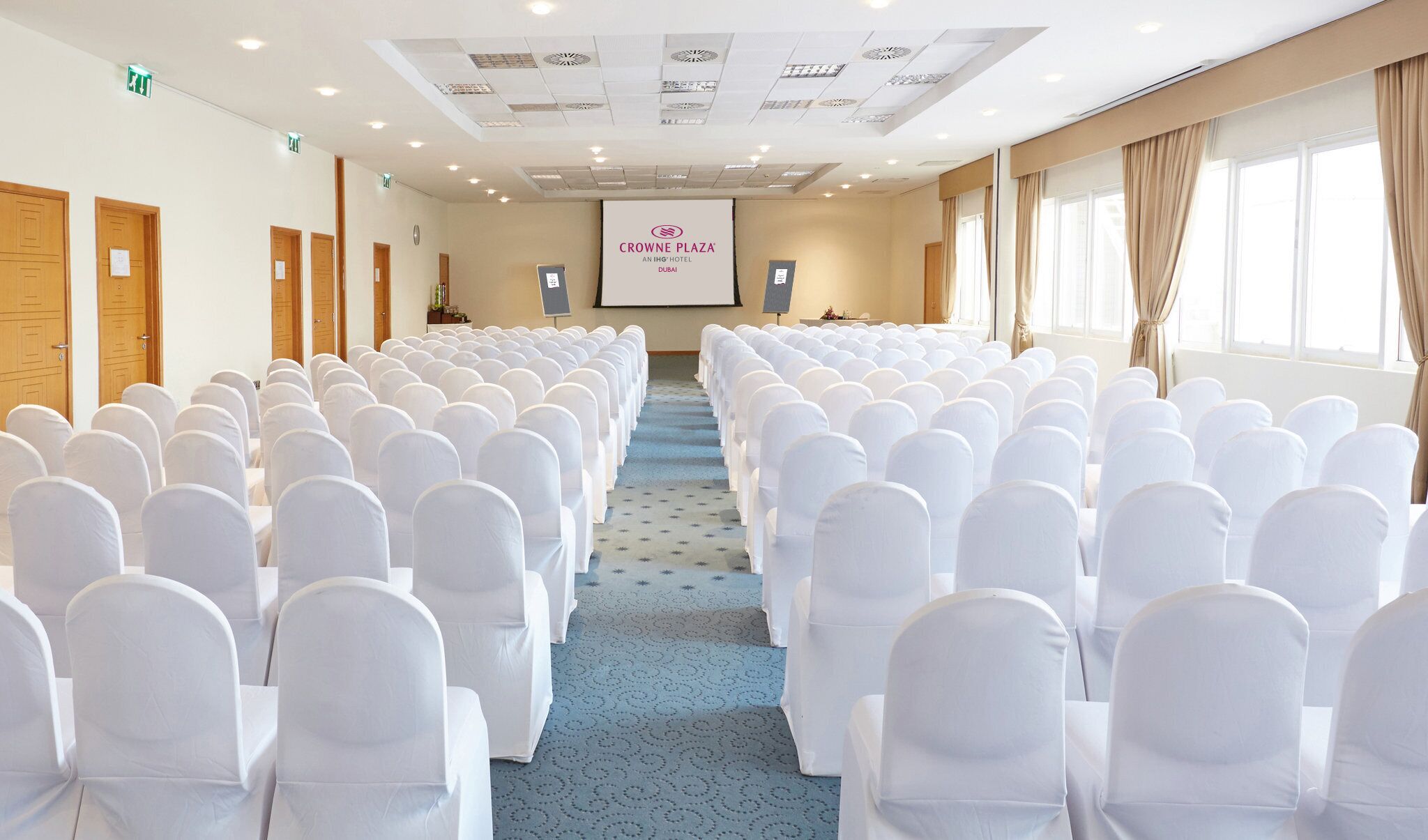 Crowne Plaza Dubai Apartments In Dubai United Arab Emirates Expedia