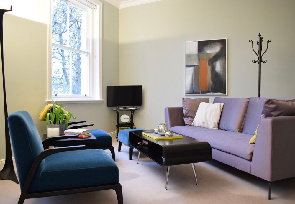 Sleek 1 Bedroom Flat Near Royal Oak In London Hotel Rates