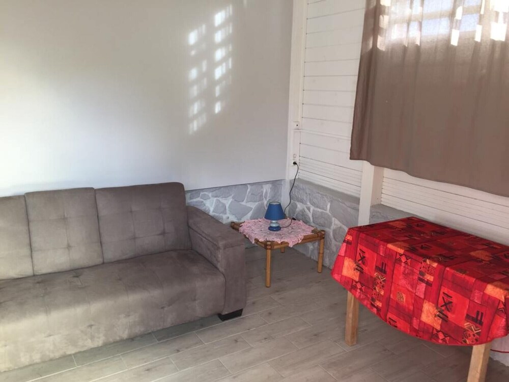 Studio In Trois Rivieres With Wonderful Mountain View And Furnished Studio In Trois Rivieres With Wonderful Mountain View And Furnished Garden 3 Km From The Beach Rivières Glp Airasiago