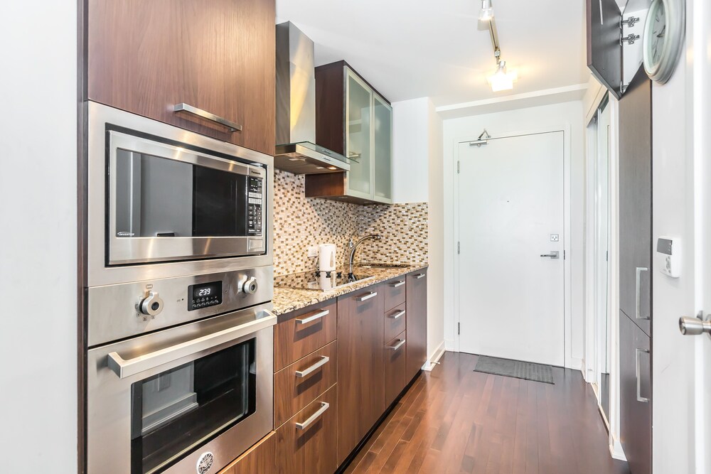 50 Floor Reviews >> New Serenity Stay With Lakeshore View 50 Floor In Toronto 50 Floor Reviews >> New Serenity Stay With Lakeshore View 50 Floor In Toronto