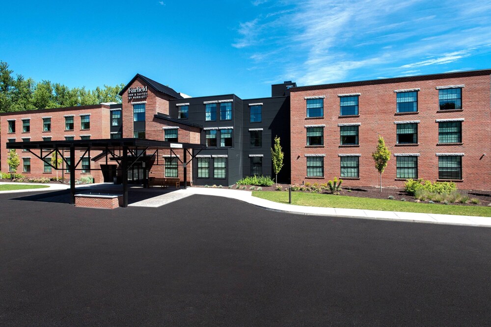 Fairfield Inn & Suites by Marriott Williamstown in Williamstown Best