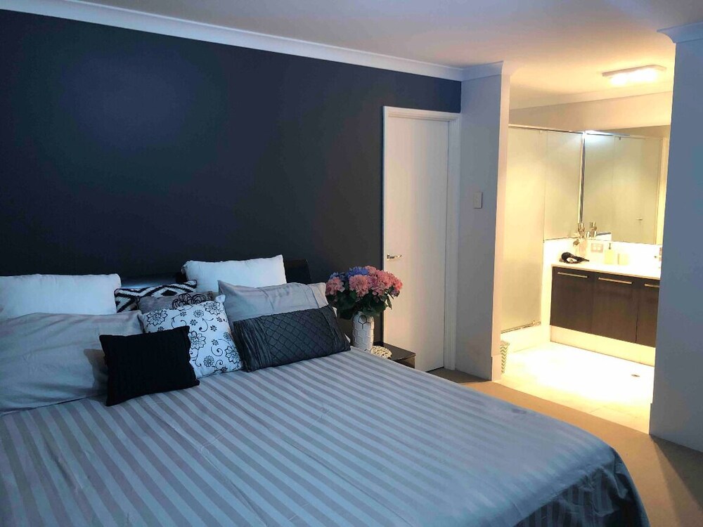 Colourful and Peaceful Night Staying in Bunbury