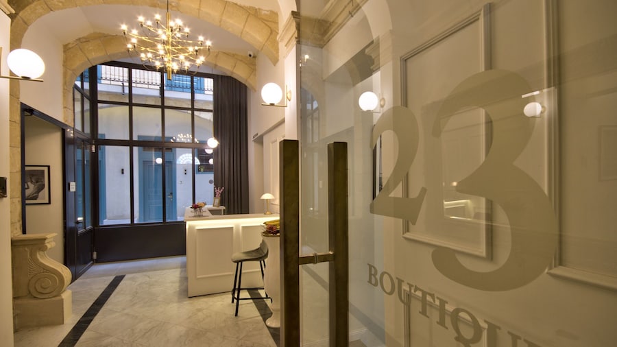 23 Boutique