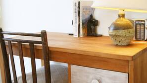 1 bedroom, iron/ironing board, WiFi, linens