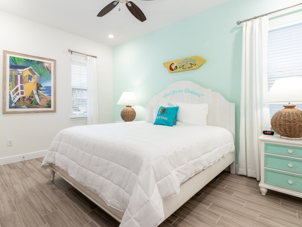 Margaritaville Cottages Orlando by VStays - hotel rooms