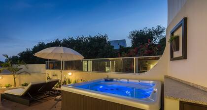 D Loft Sea and Golf