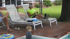 Seasonal outdoor pool, sun loungers