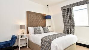 Iron/ironing board, free WiFi, linens