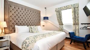 Iron/ironing board, free WiFi, linens