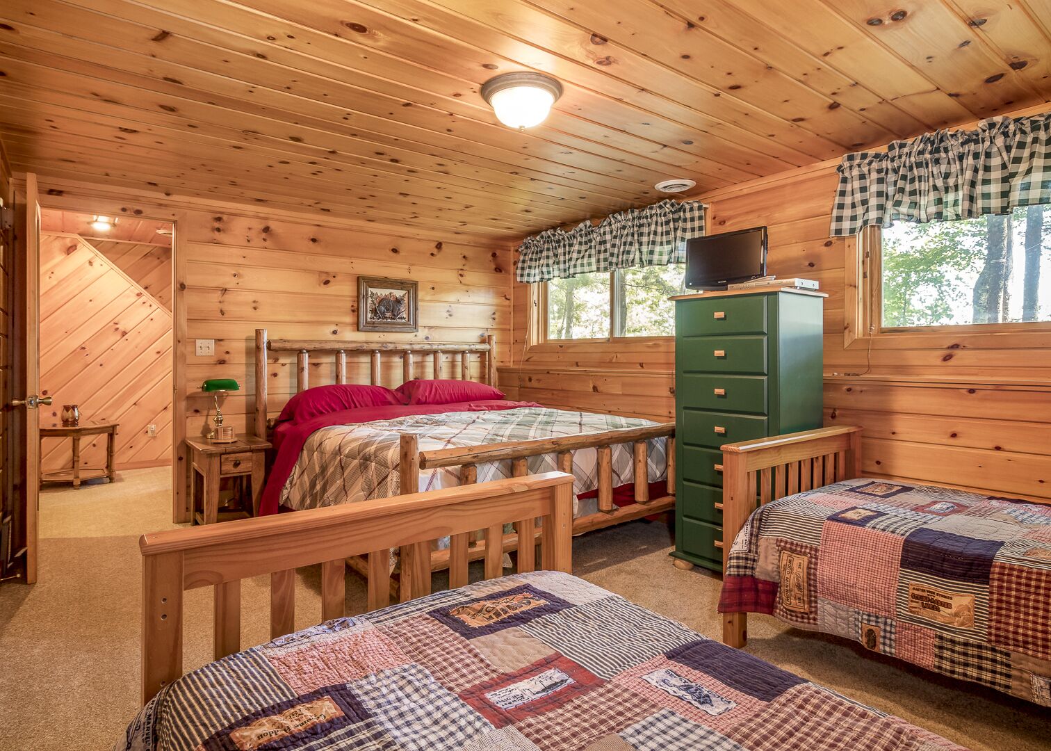 Ipswich Cabin on Lake Minocqua in Rhinelander, United States
