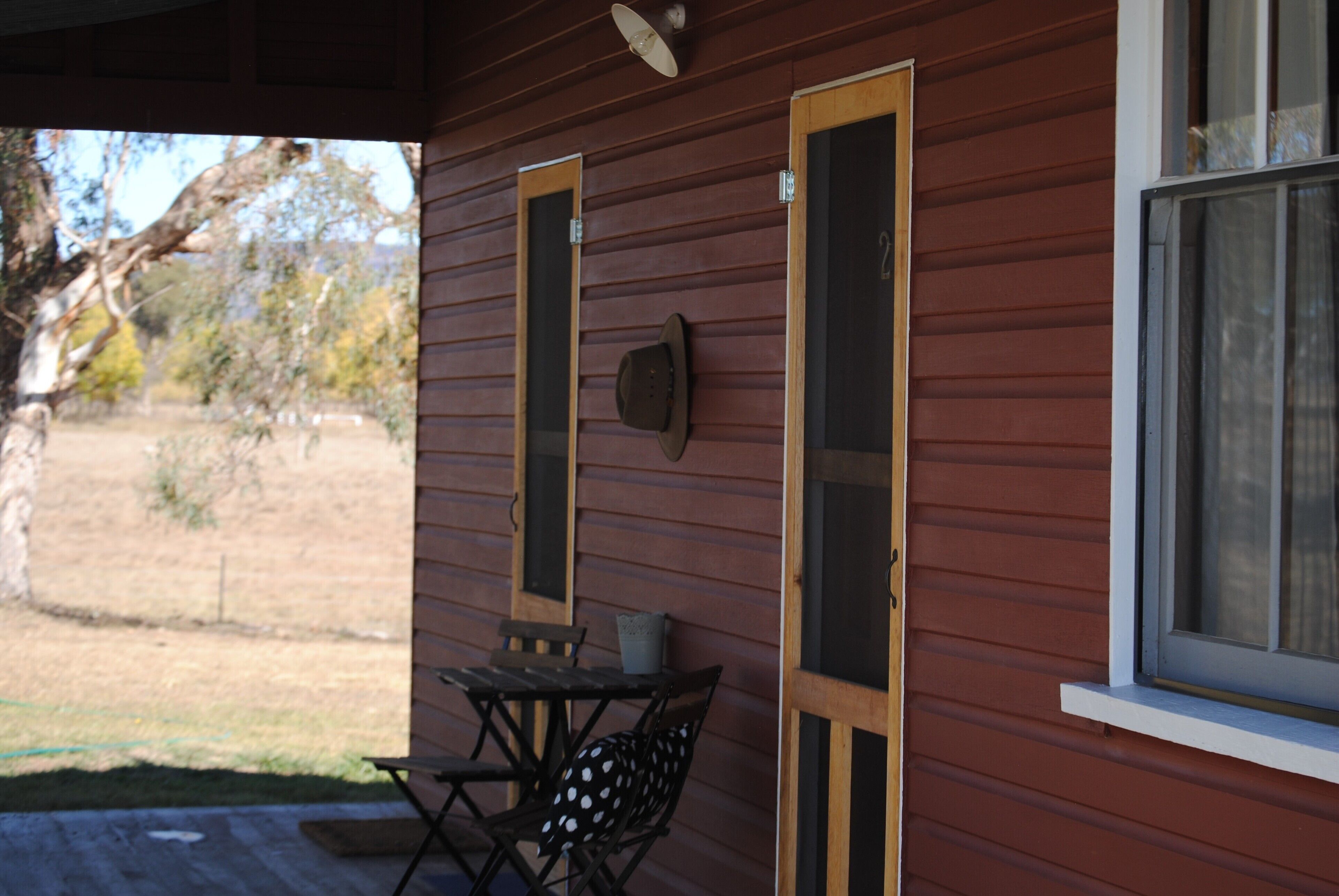 Fabulous Country Stay on New England Cattle & Sheep Property