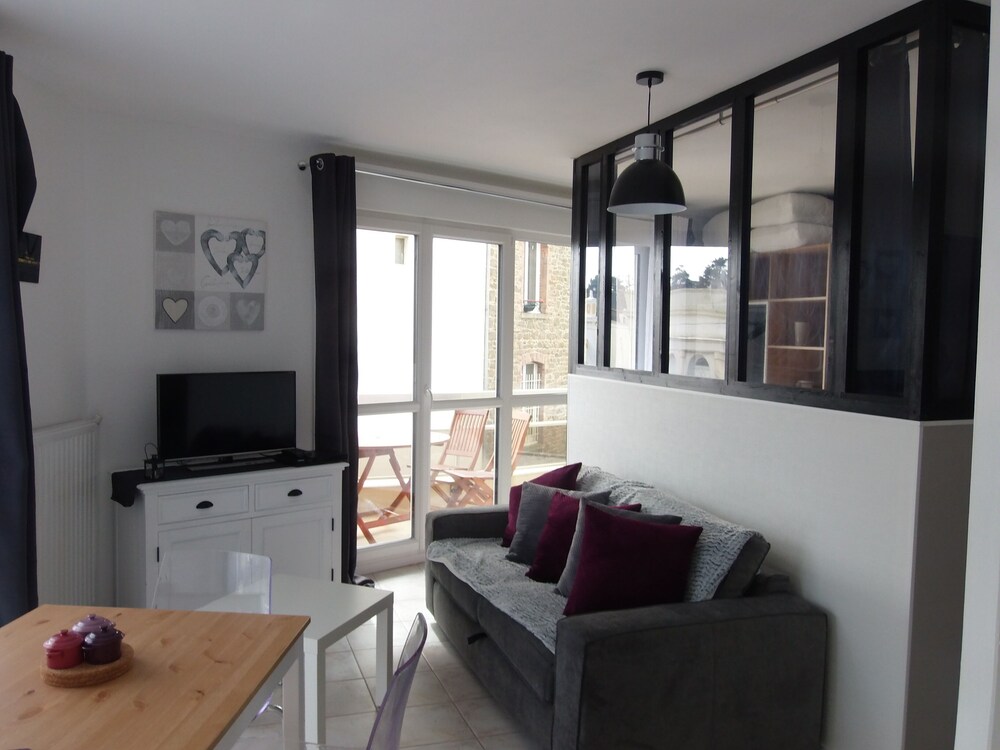 T1 Bis Résidence Front De Mer Plage De Rochebonne 3 étoiles