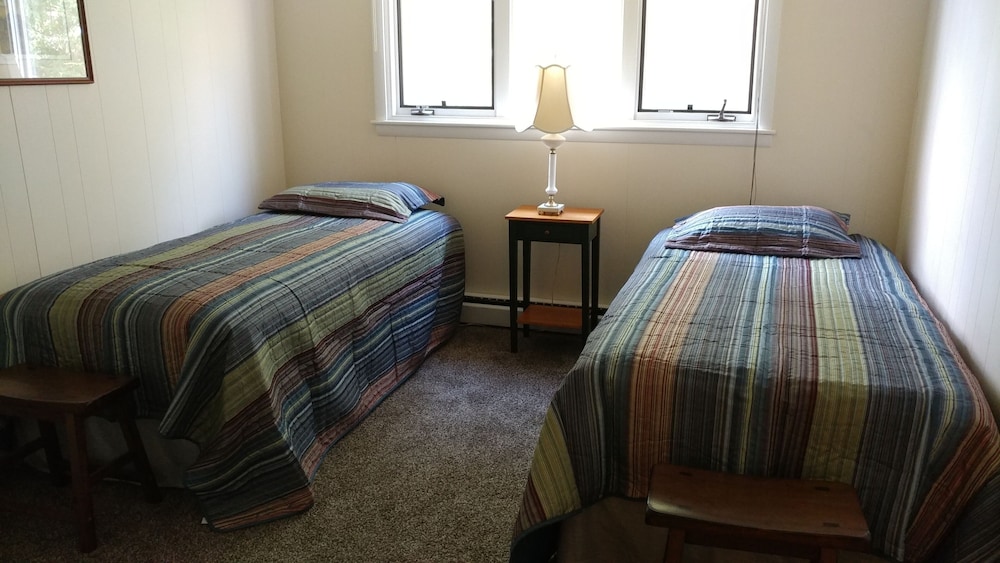 This Updated Home Has Everything! Montgomery County Vrbo