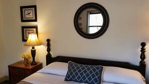 3 bedrooms, iron/ironing board, WiFi, linens