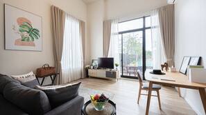 32-inch flat-screen TV with satellite channels