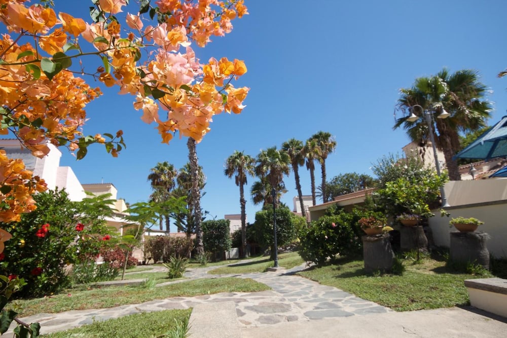 Photo - Makāi Bungalows