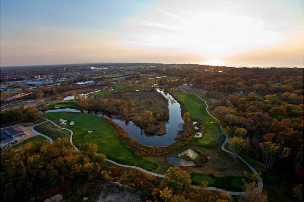 Trailside Retreat at Harbor Shores