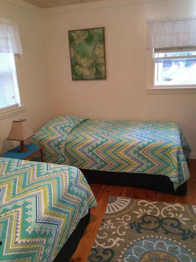 Classic Maine Lakefront Cabin, Porch and Canoe Otisfield Vrbo