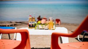 Privatstrand, Sonnenschirme