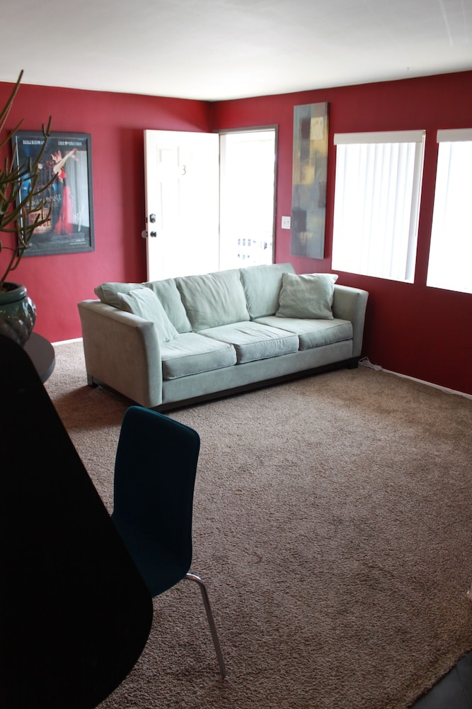 Amazing Location! 4 Blocks to the Beach! in Huntington Beach, United States