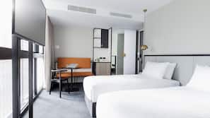 Pillowtop beds, in-room safe, blackout drapes, iron/ironing board
