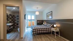 Daunenbettdecken, Betten mit Memory-Foam-Matratzen, kostenloses WLAN