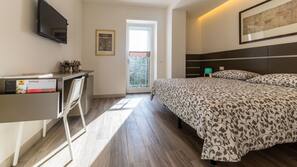 Daunenbettdecken, Betten mit Memory-Foam-Matratzen, kostenloses WLAN