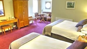 Iron/ironing board, free WiFi, linens, wheelchair access