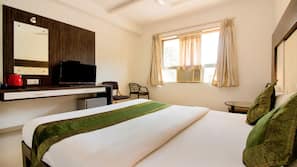 Rollaway beds, free WiFi, linens