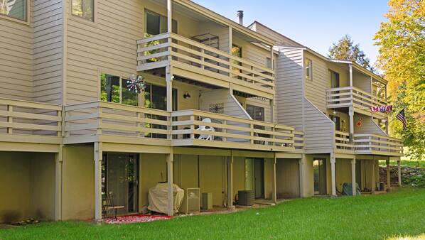 Hideaway Valley Condo W Back Deck Shared Pool Tennis Clubhouse In Petoskey Mi Expedia